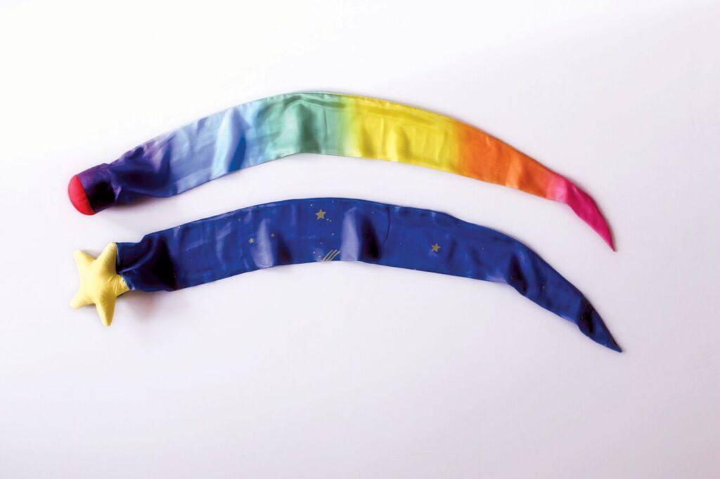 Sarah's Silks Skytail - Rainbow Comet  image