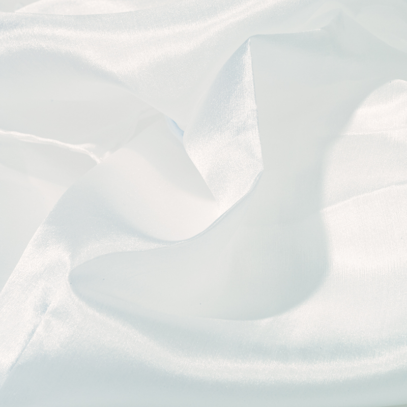 Sarah's Silks Classic Playsilk 35"x35"- White  image
